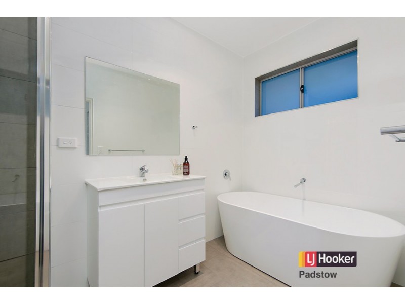 137a Hinemoa Street, Panania NSW 2213