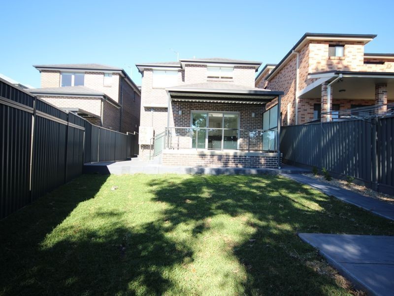 2 Prosser Avenue, Padstow NSW 2211