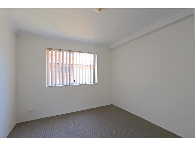 4/126 Harrow Road, Rockdale NSW 2216