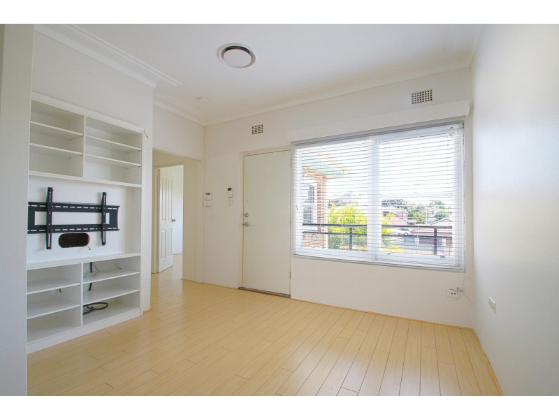 8/64 Railway Street, Rockdale NSW 2216