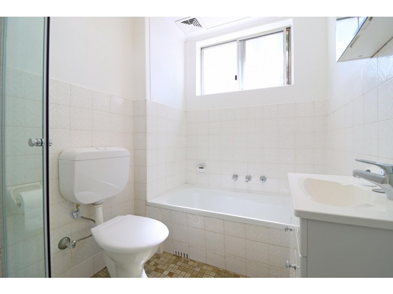 5/1-3 Myers Street, Roselands NSW 2196