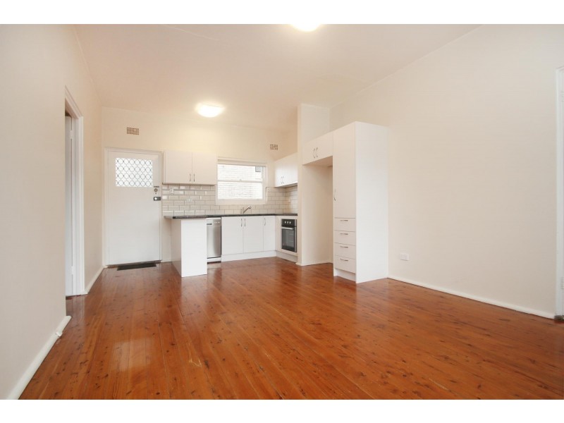 2/64 Railway Street, Rockdale NSW 2216