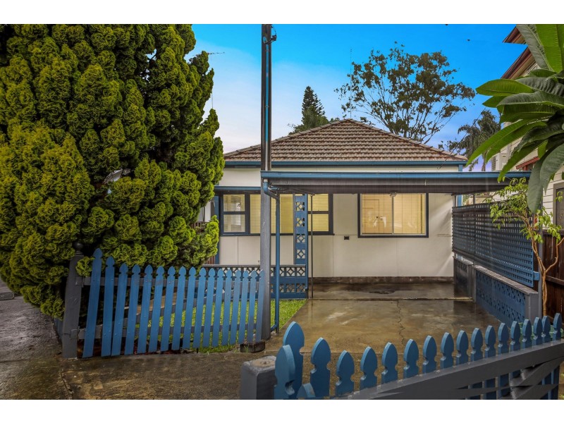 6 Gardiner Avenue, Banksia NSW 2216