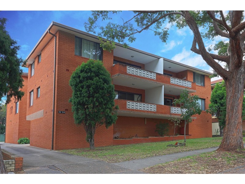 3/32-34 Bembridge Street, Carlton NSW 2218
