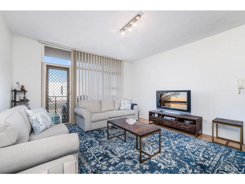 2/96 The Grand Parade, Brighton Le Sands NSW 2216