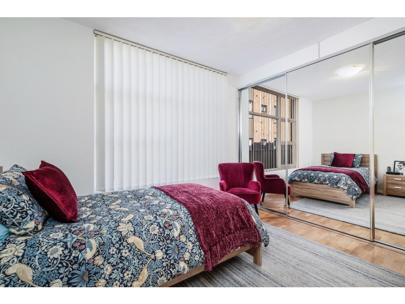 2/96 The Grand Parade, Brighton Le Sands NSW 2216