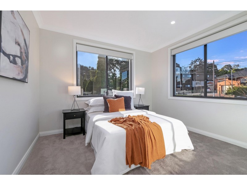 90 Bonds Road, Peakhurst NSW 2210