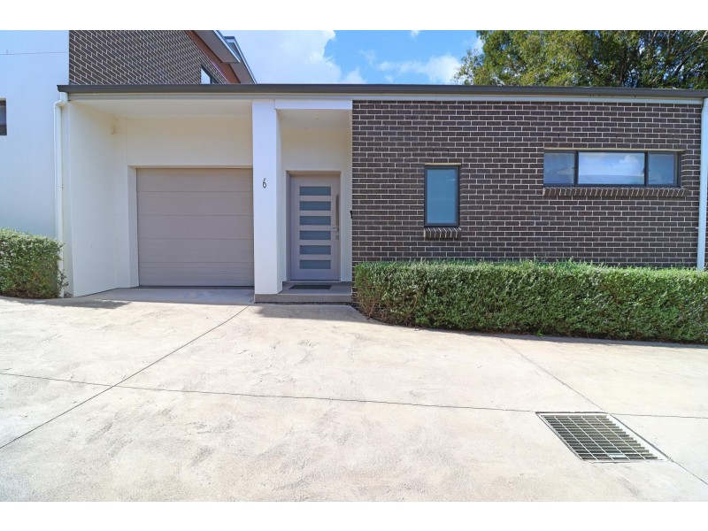90 Bonds Road, Peakhurst NSW 2210