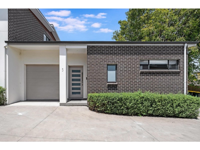 6/90 Bonds Road, Peakhurst NSW 2210