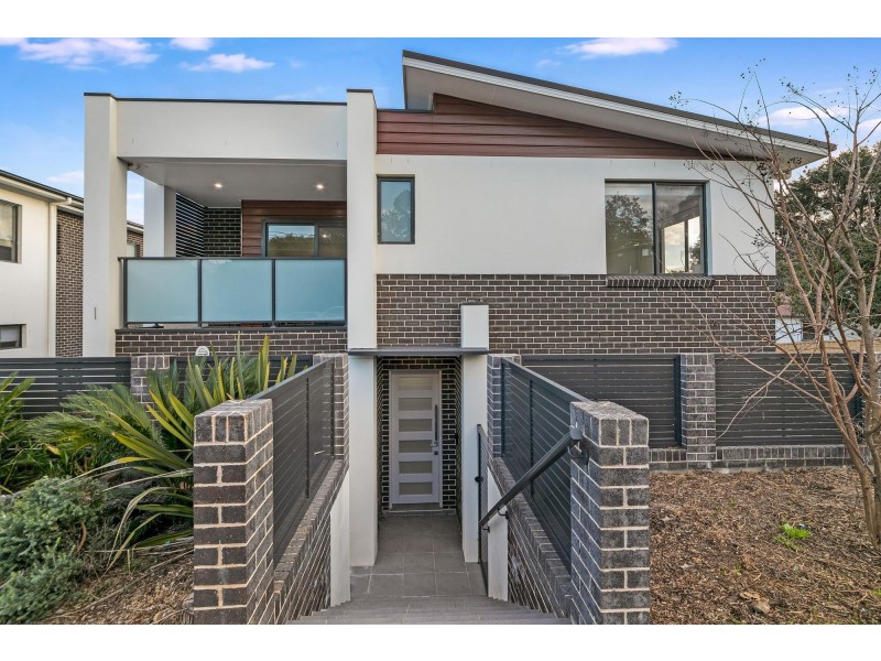 90 Bonds Road, Peakhurst NSW 2210