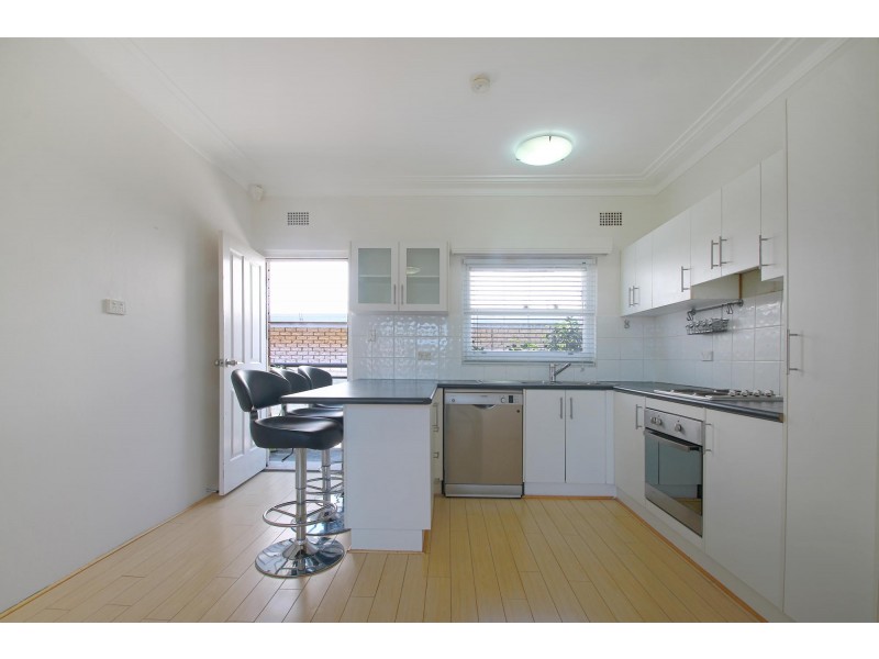 8/64 Railway Street, Rockdale NSW 2216