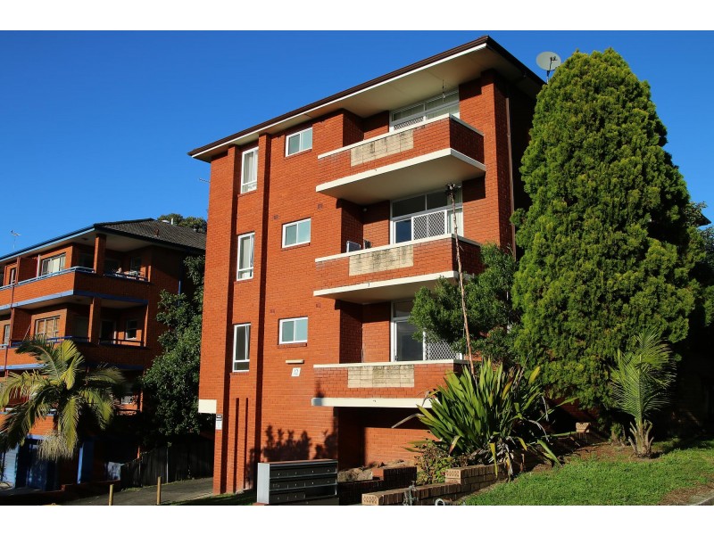 1/12 Queen Street, Arncliffe NSW 2205