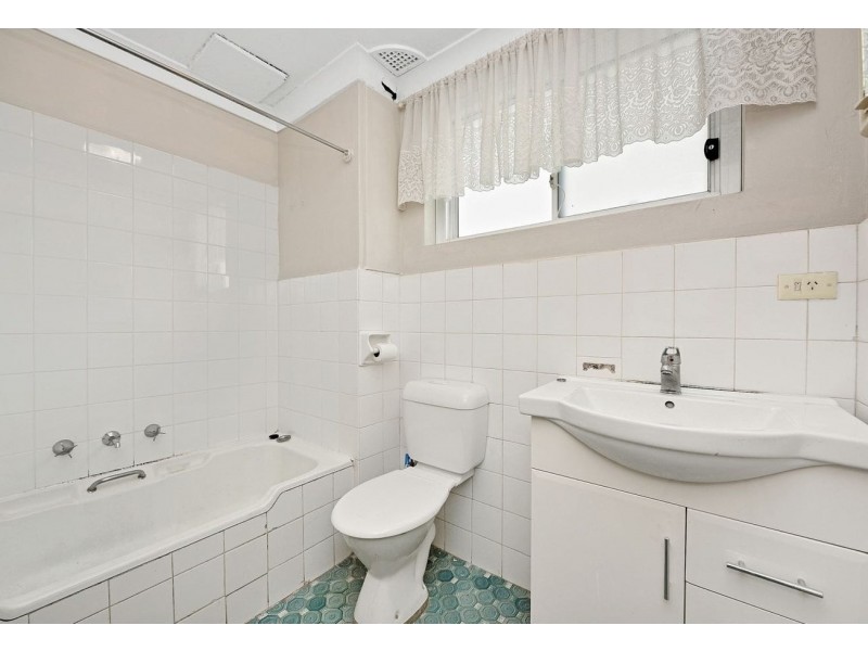 1/12 Queen Street, Arncliffe NSW 2205