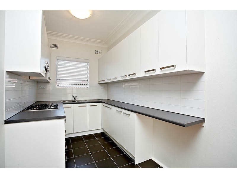 2/11 Derby Street, Kogarah NSW 2217