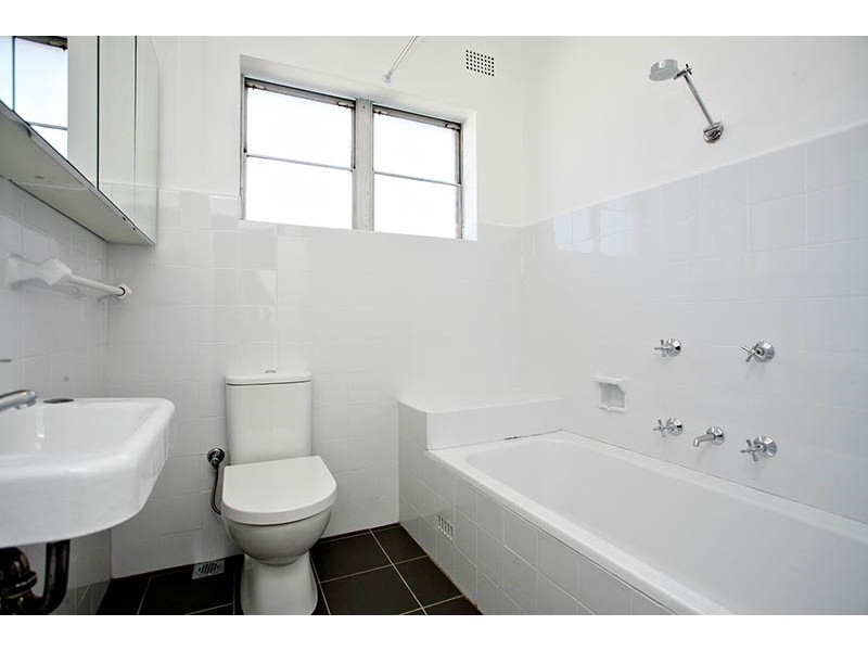2/11 Derby Street, Kogarah NSW 2217