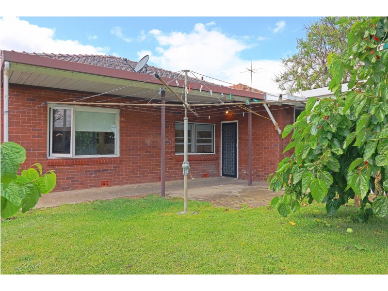 2/73 Gibbes Street, Rockdale NSW 2216