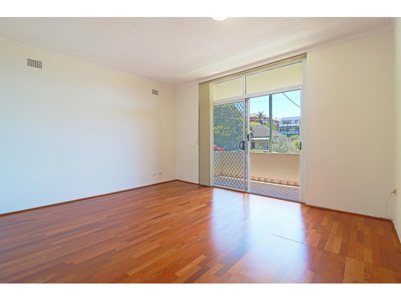 1/12 Queen Street, Arncliffe NSW 2205