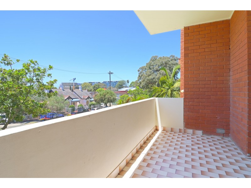 1/12 Queen Street, Arncliffe NSW 2205