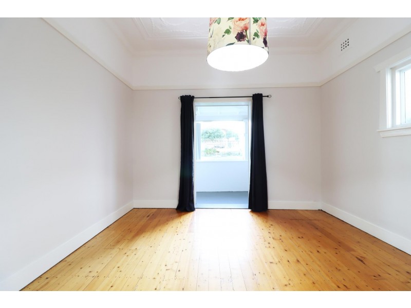 32 Segenhoe Street, Arncliffe NSW 2205