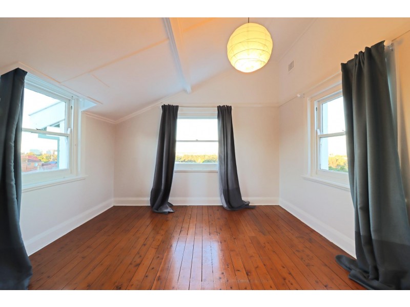 32 Segenhoe Street, Arncliffe NSW 2205