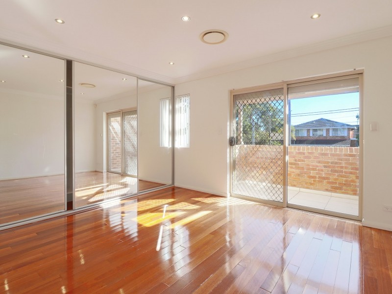 7A Universal Street, Mortdale NSW 2223