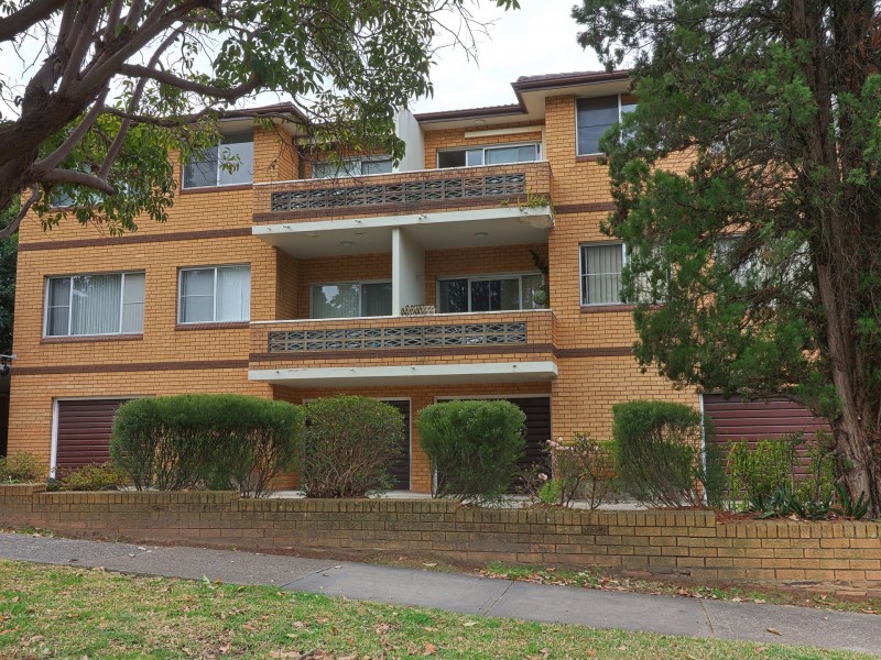 2/184-186 Queen Victoria Street, Bexley NSW 2207