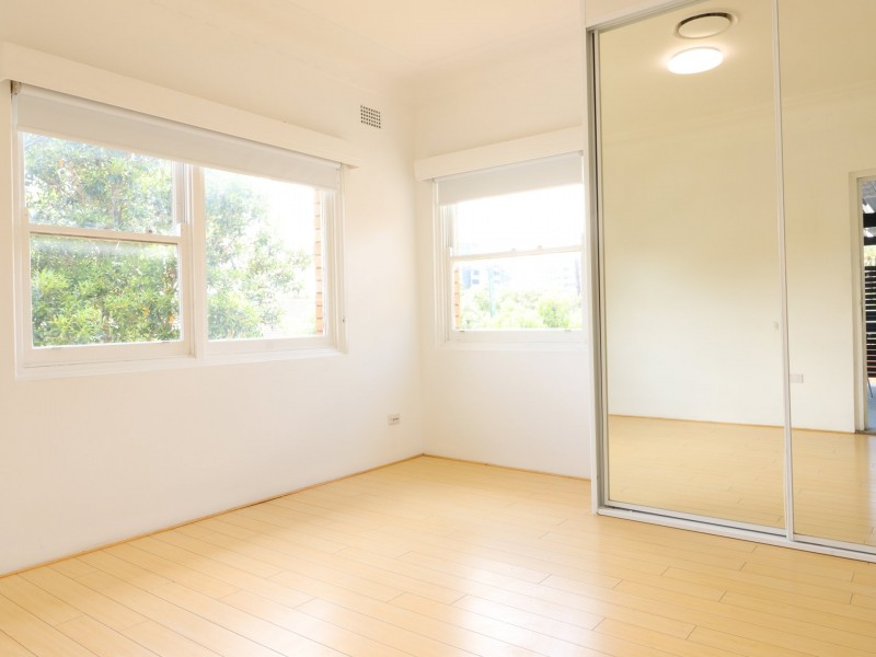 8/64 Railway Street, Rockdale NSW 2216