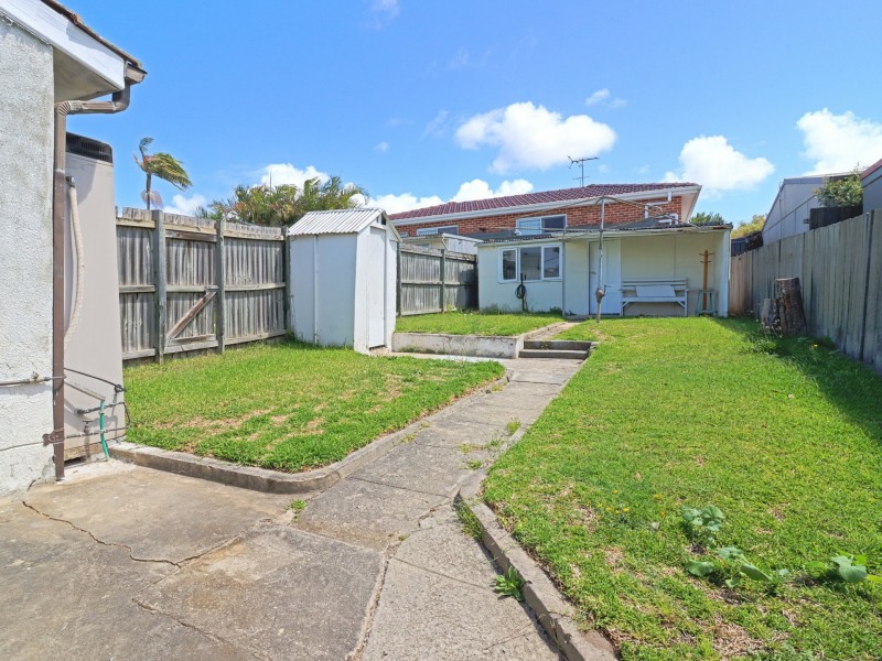 1 Farr Street, Banksia NSW 2216