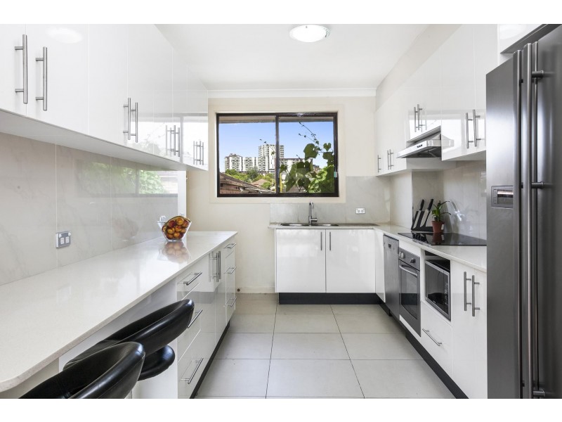 3/62 Bassett Street, Hurstville NSW 2220
