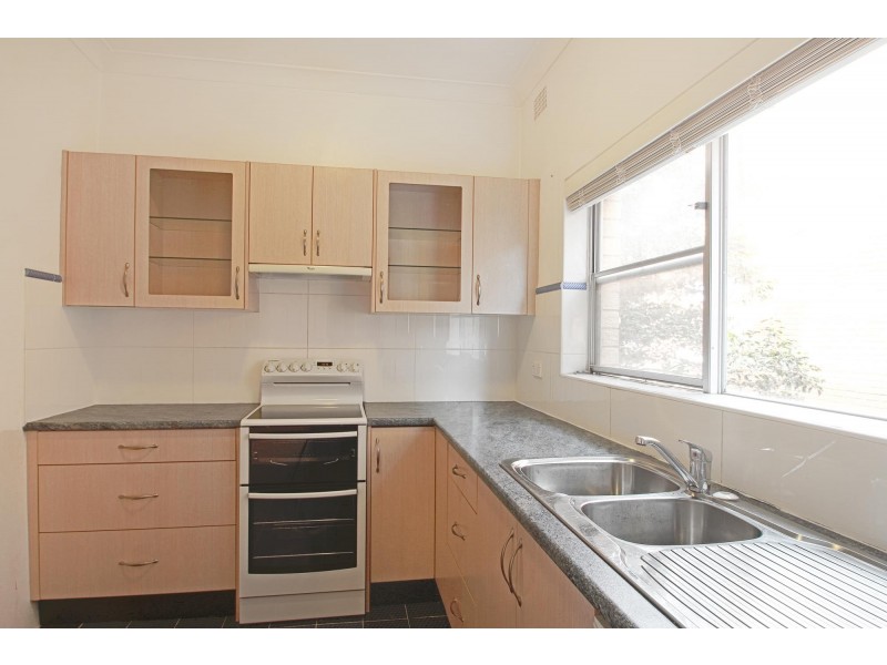 2/18 Trafalgar Street, Brighton-le-sands NSW 2216