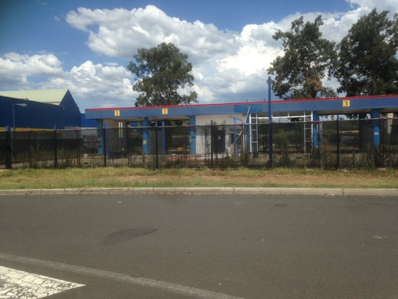 6 Blaxland Road, Campbelltown NSW 2560