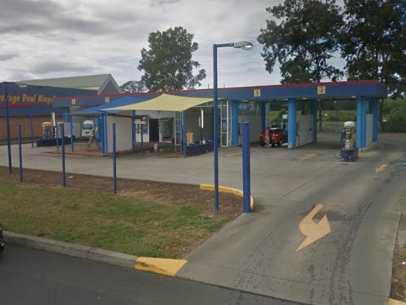 6 Blaxland Road, Campbelltown NSW 2560