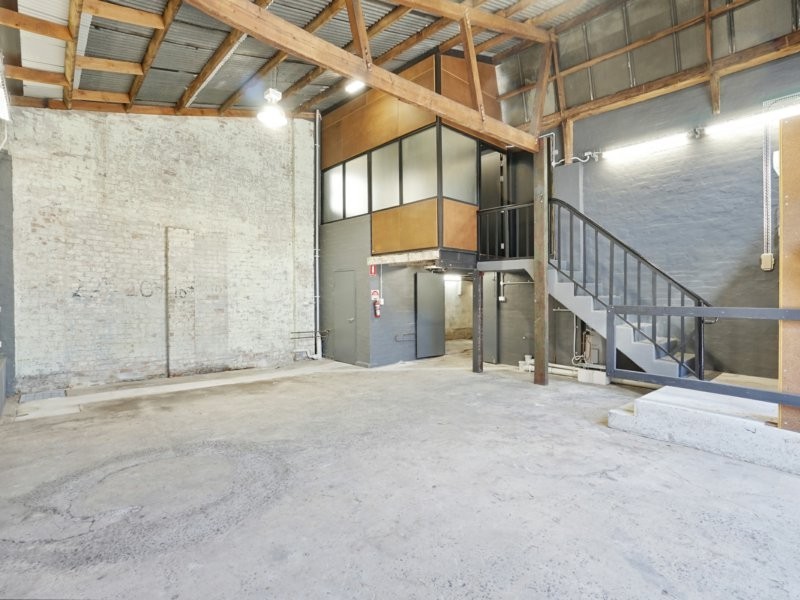 Unit 2/99 Moore Street, Leichhardt NSW 2040