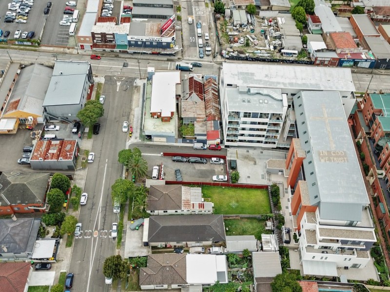 2 Flora Street, Roselands NSW 2196