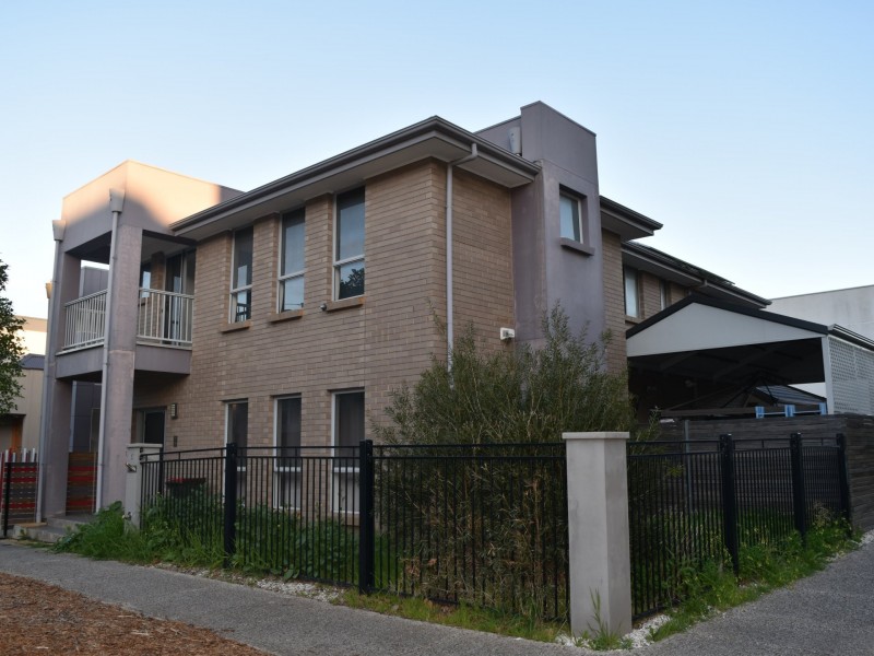 5 Augustine Street, Mawson Lakes SA 5095