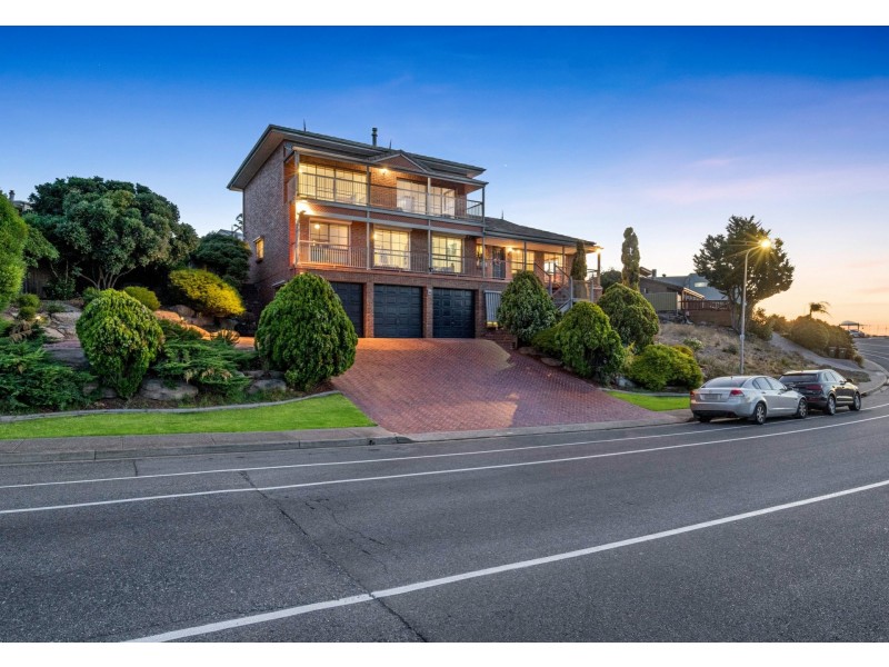 102 Perry Barr Road, Hallett Cove SA 5158