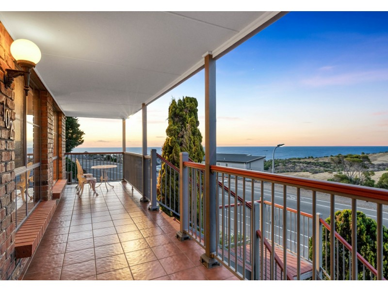 102 Perry Barr Road, Hallett Cove SA 5158