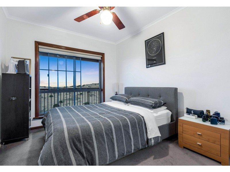 102 Perry Barr Road, Hallett Cove SA 5158