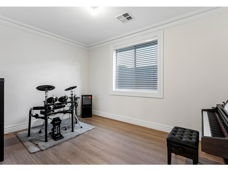 9 Naomi Terrace, Pasadena SA 5042