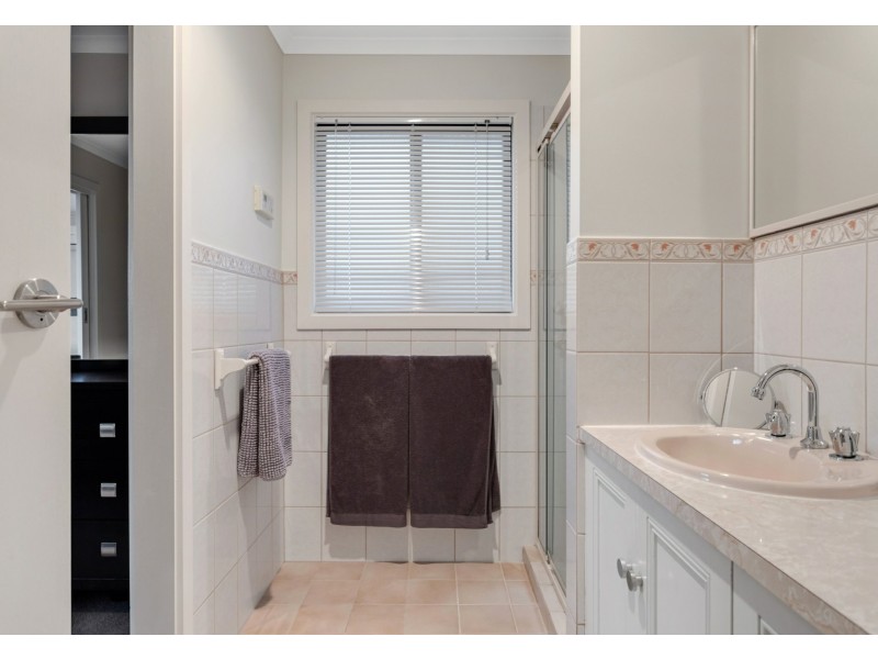 41 Moor Crescent, Hallett Cove SA 5158