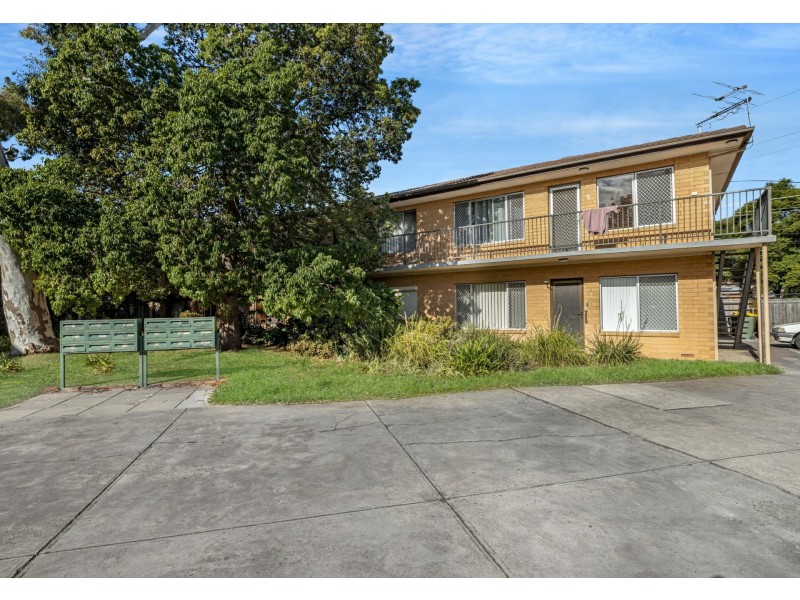 Unit 7/2 Emerson Road, Black Forest SA 5035