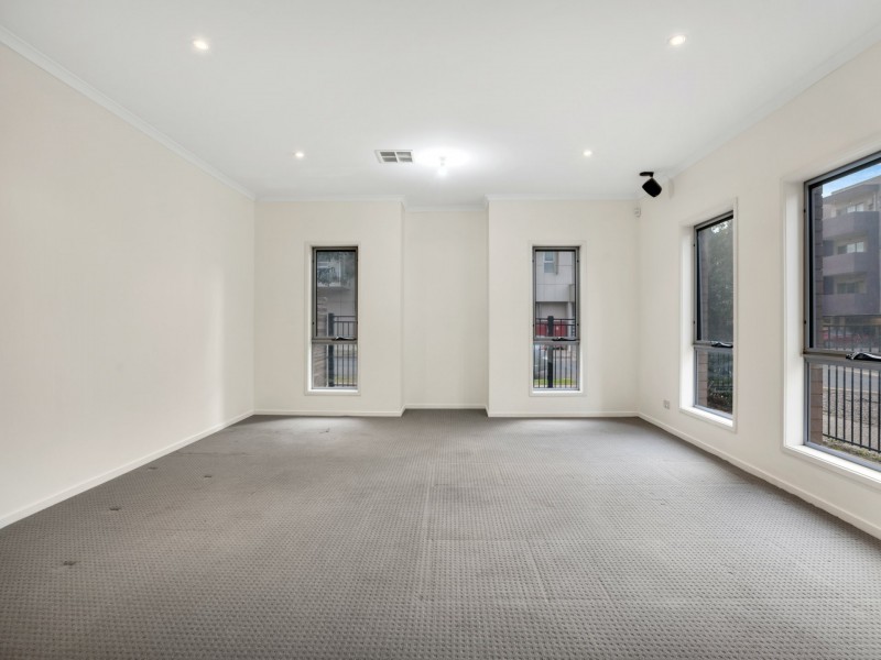 5 Augustine Street, Mawson Lakes SA 5095