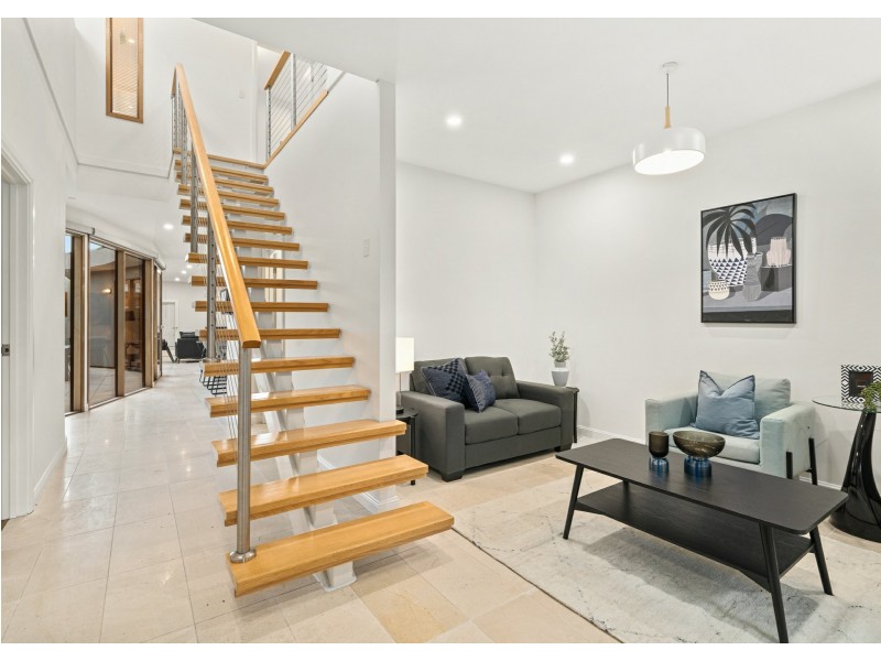 33 Riverbank Circuit, Campbelltown SA 5074