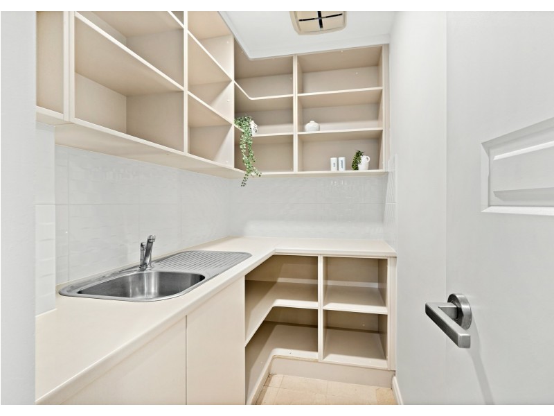 33 Riverbank Circuit, Campbelltown SA 5074