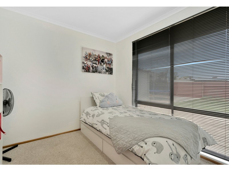 9 Clement Avenue, Paralowie SA 5108