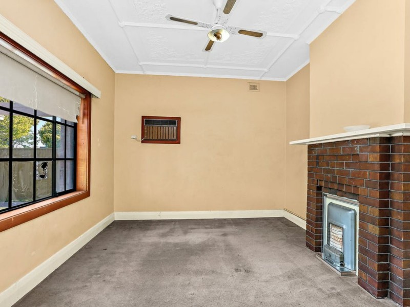 5 Holbrooks Road, Flinders Park SA 5025