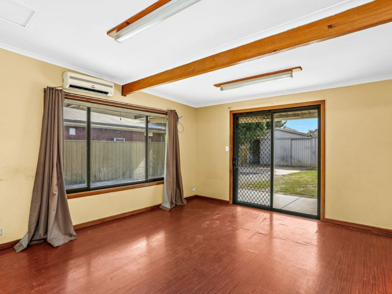 5 Holbrooks Road, Flinders Park SA 5025