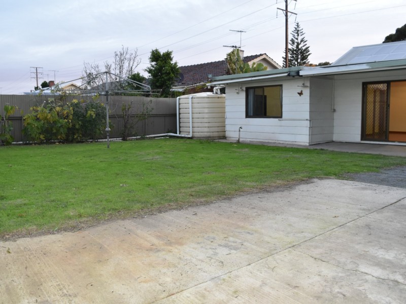 5 Holbrooks Road, Flinders Park SA 5025