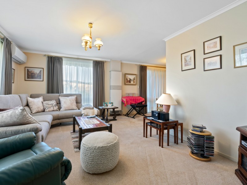 20 Glenwood Drive, Bellevue Heights SA 5050