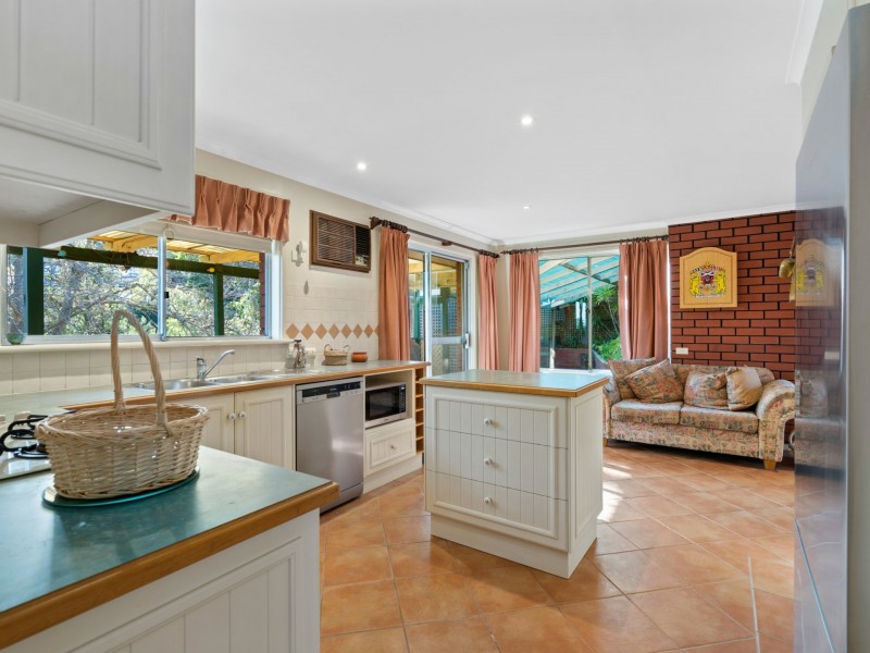 20 Glenwood Drive, Bellevue Heights SA 5050